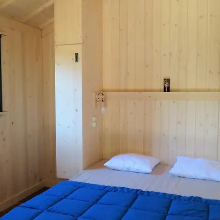 Ushuaia Villages - Les 4 Saisons Camping Grane