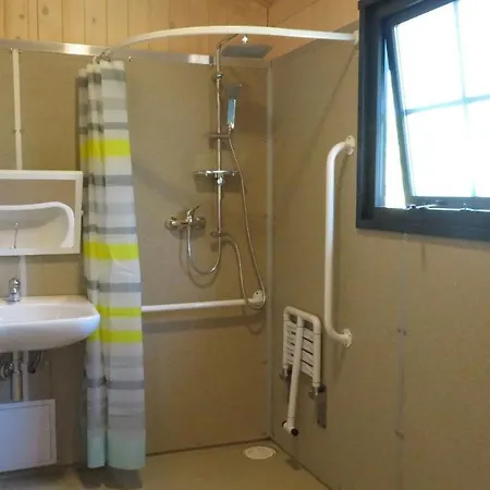 Camping Ushuaia Villages - Les 4 Saisons *